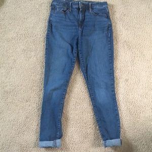 Universal Thread 10/30 L